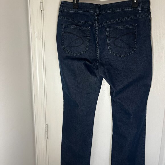 Chico's Platinum Sz 1 Short Straight Jeans - Picture 2 of 3